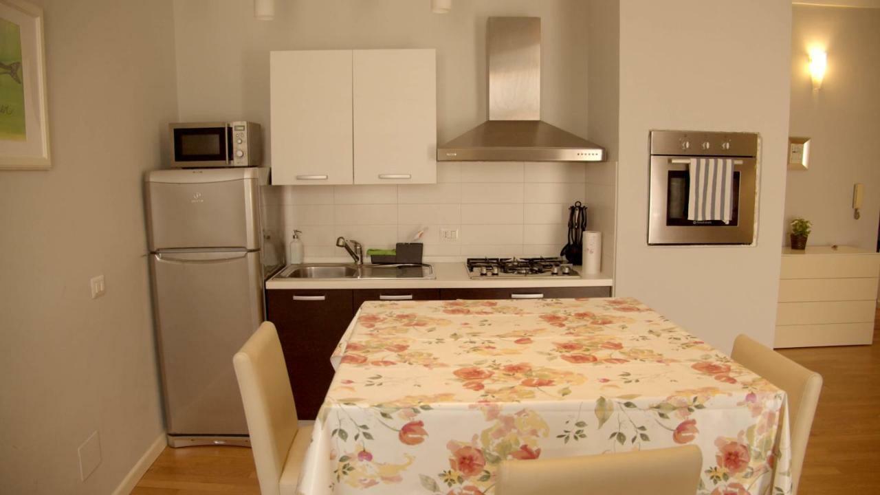 Ortigia Guest House Casa Flora Συρακούσες Εξωτερικό φωτογραφία